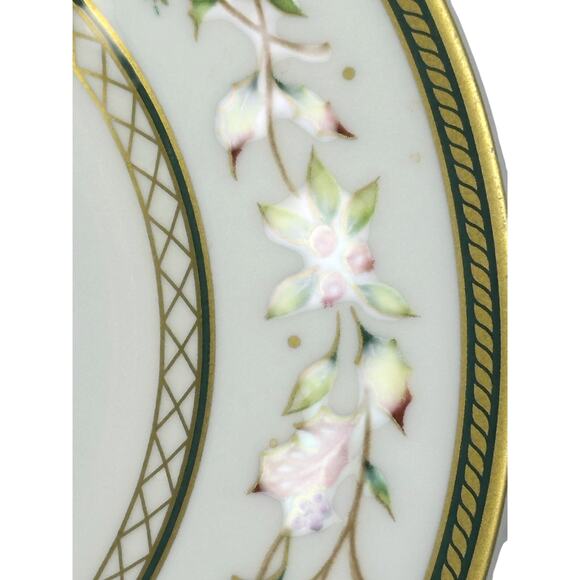 Fitz and Floyd Retired 'Winter Holiday' 6.5" Bread and Butter Plate - Picture 3 of 5